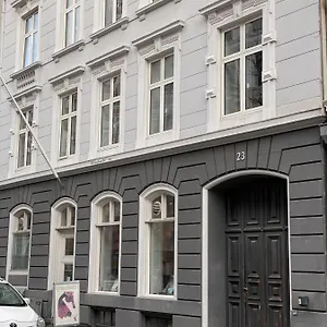 Psg 23 - Short Apartamento Copenhague