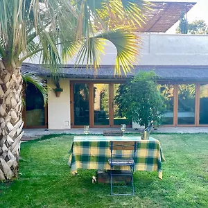 Beautiful Coastal Retreat In Punta Paloma Apartamento Tarifa